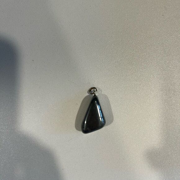 Hematite Teardrop Pendant - Picture 1 of 1